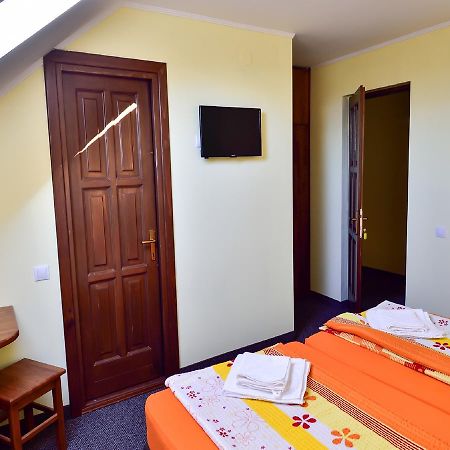 Gyongyvirag Panzio Bed and Breakfast Turia Exterior foto